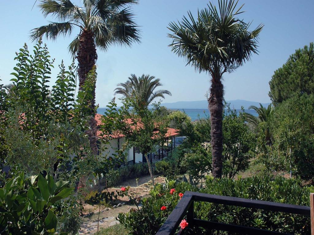 Skites Hotel Bungalows Ouranoupoli Exterior photo
